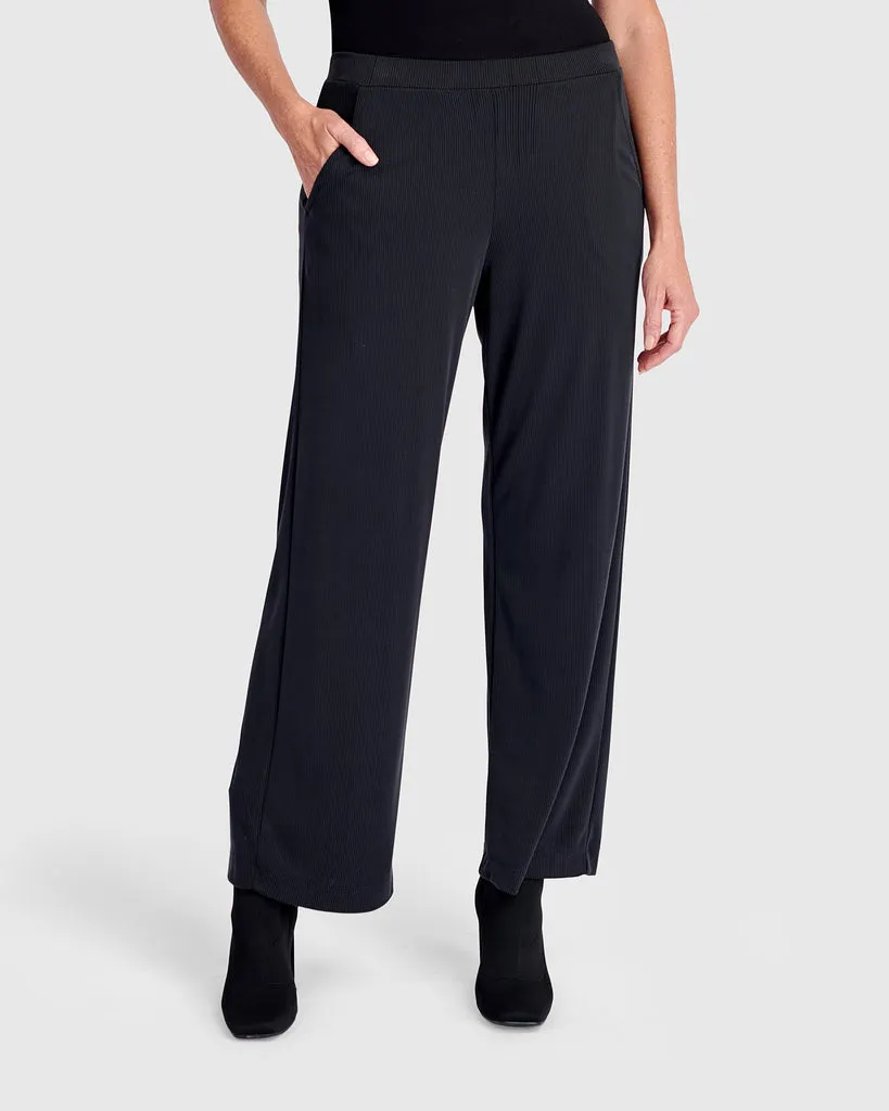 alembika-essential-cupro-relaxed-pants-gerade-geschnittene-hose-schwarz image 1