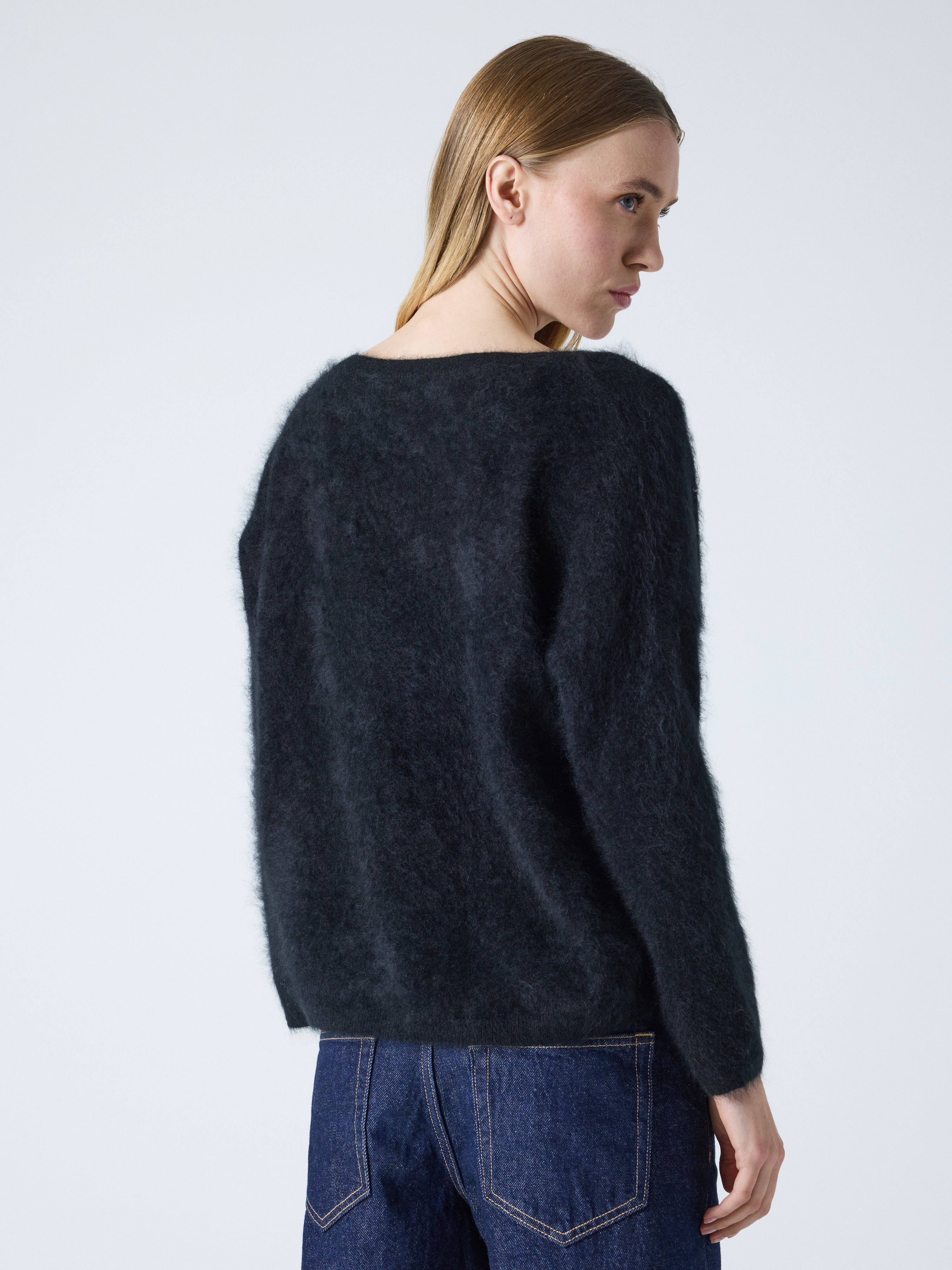 absolut-soeli-damen-kaschmirpullover-v-ausschnitt-oversize-schwarz image 4
