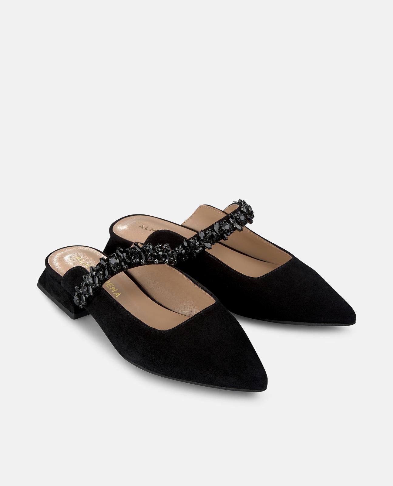 alma-en-pena-mule-spitzer-flachschuh-schwarz-mit-strass-riemen-2-cm image 2