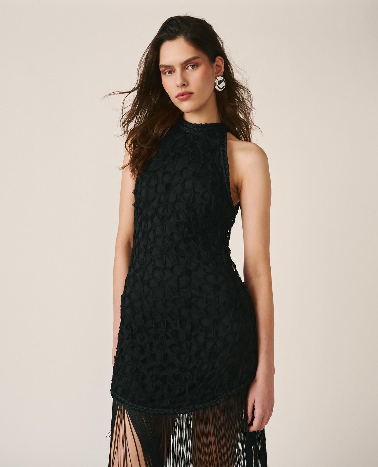 alma-en-pena-fringed-midi-neckholder-kleid-schwarz image 5