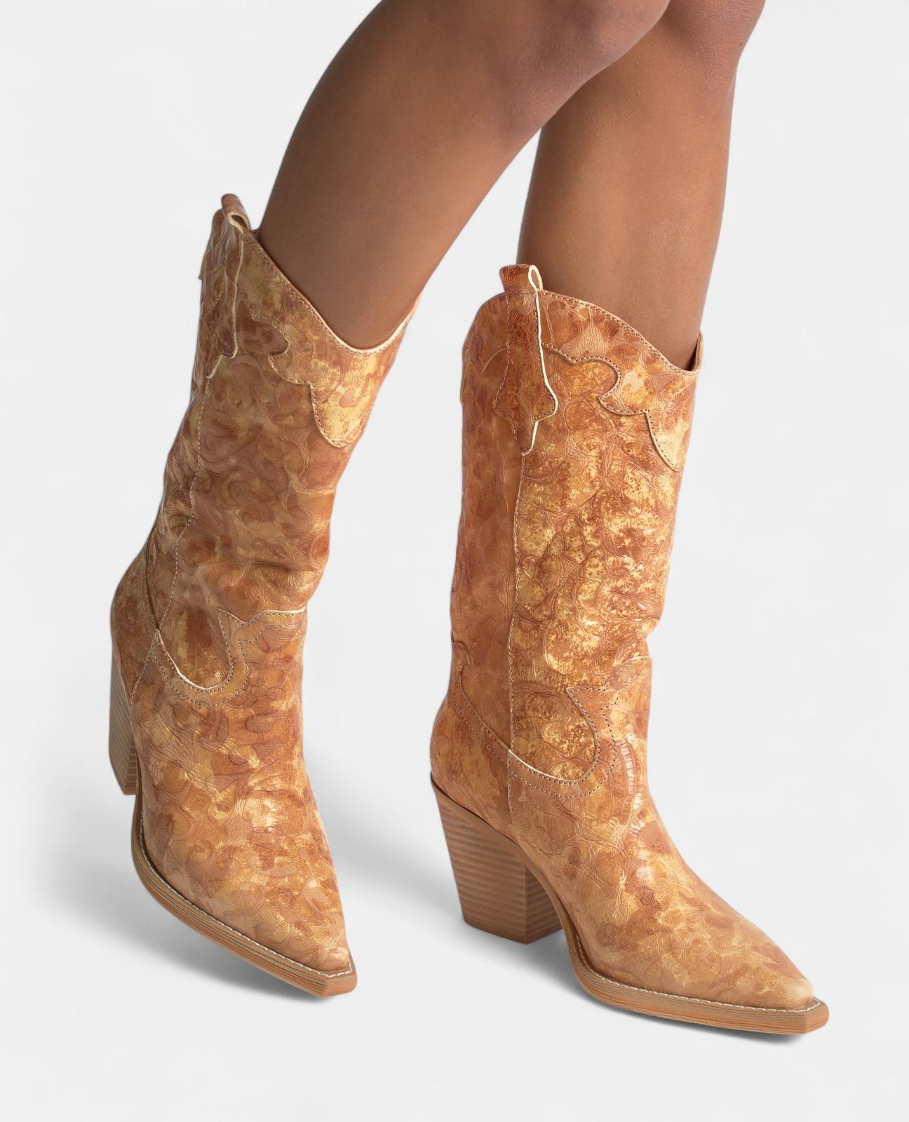 alma-en-pena-embroidered-half-boot-stiefelette-arena-24-cm-schaft-8-cm-absatz image 4