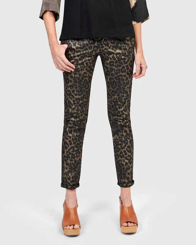 alembika-animal-iconic-stretch-jeans-damen-braun-leopard image 1