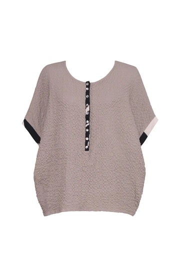 alembika-henley-crepe-top-stone-knopfleisten-shirt image 6