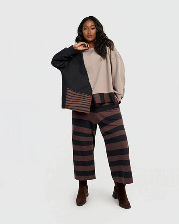 alembika-urban-retrofit-cropped-pants-brown-cropped-hose image 7