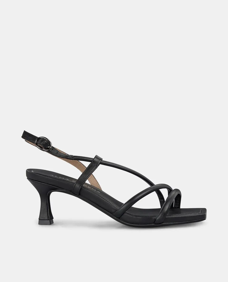 alma-en-pena-mini-heel-sandal-riemchensandale-schwarz-6-cm image 1
