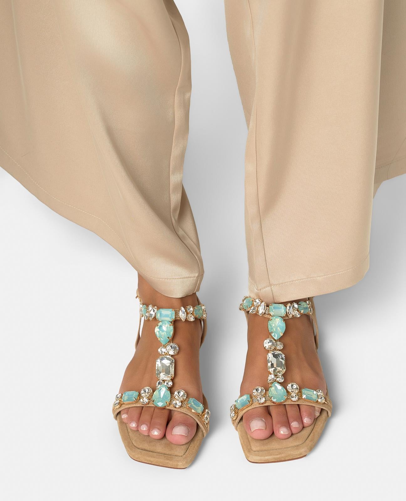 alma-en-pena-flat-sandals-with-rhinestone-accents-flache-sandale-arena image 6