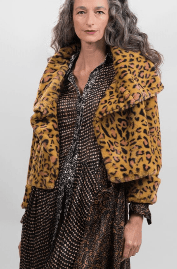 alembika-etosha-crop-jacke-serval-kunstpelz-bolerojacke image 3