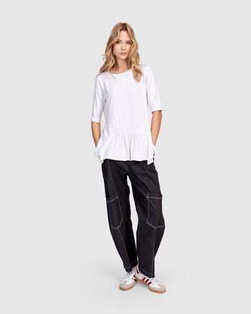 alembika-denim-papaya-relaxed-hose-schwarz image 8