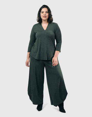 alembika-essential-v-neck-top-gr-n image 8