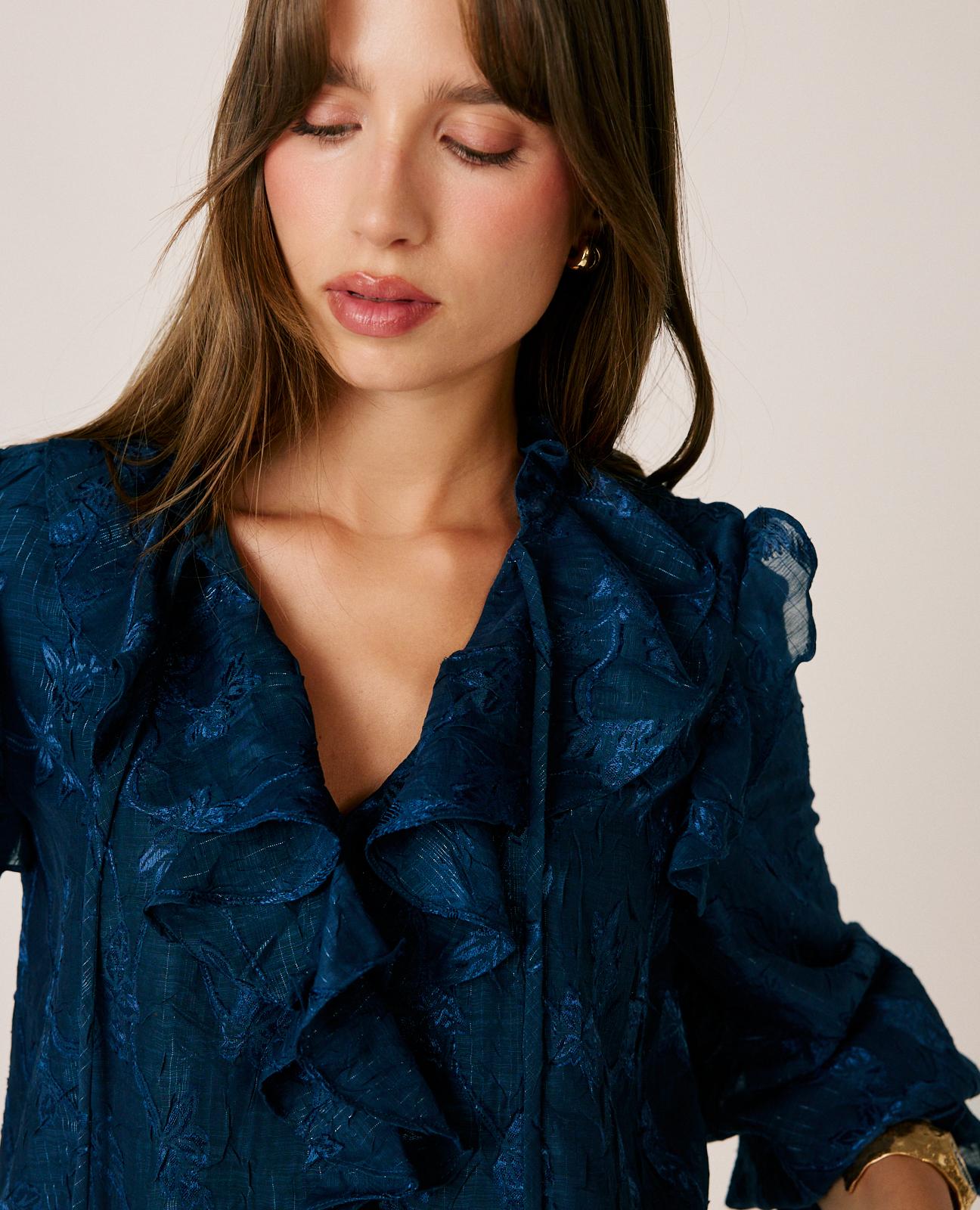 alma-en-pena-jacquard-bluse-mit-floraler-stickerei-langarm-bluse-in-blau image 5