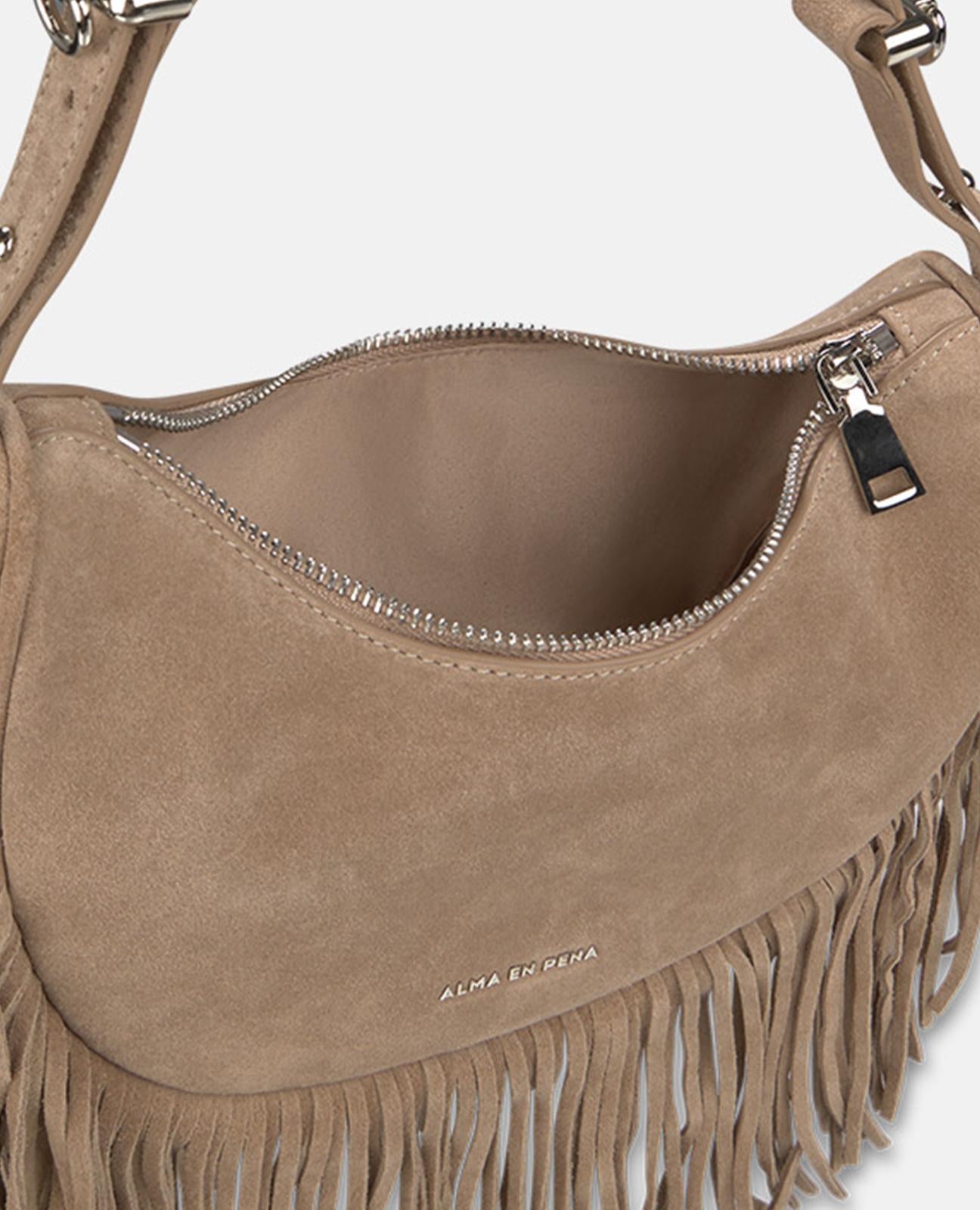alma-en-pena-tasche-halbmond-vison-wildleder-fransen image 5