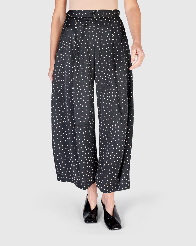 alembika-isley-lantern-hose-polka-dots image 1