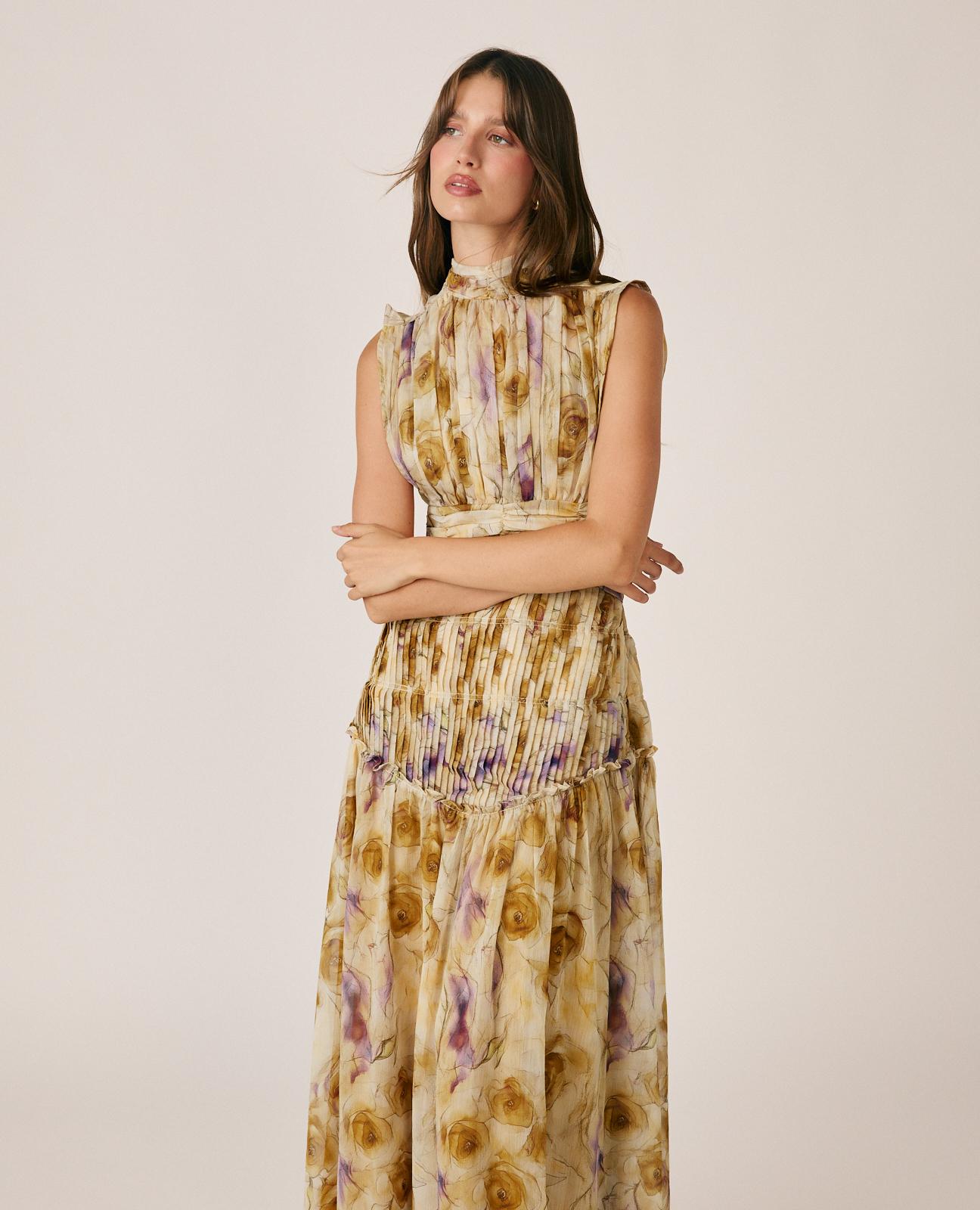 alma-en-pena-langes-chiffonkleid-senf-aquarell-blumen-rmellos image 4