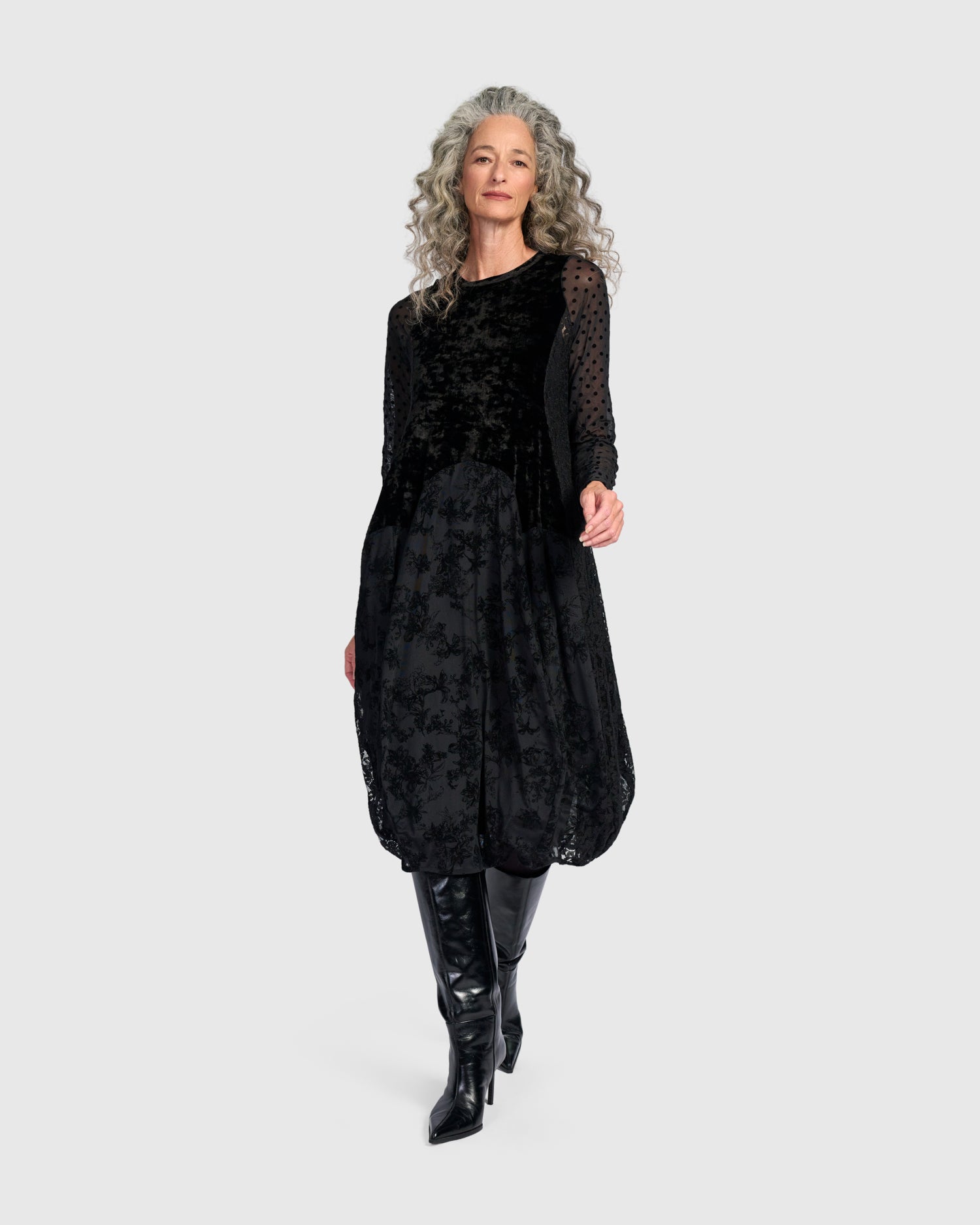 alembika-velvet-jolie-dress-black-cocktail-cocoon-kleid image 1