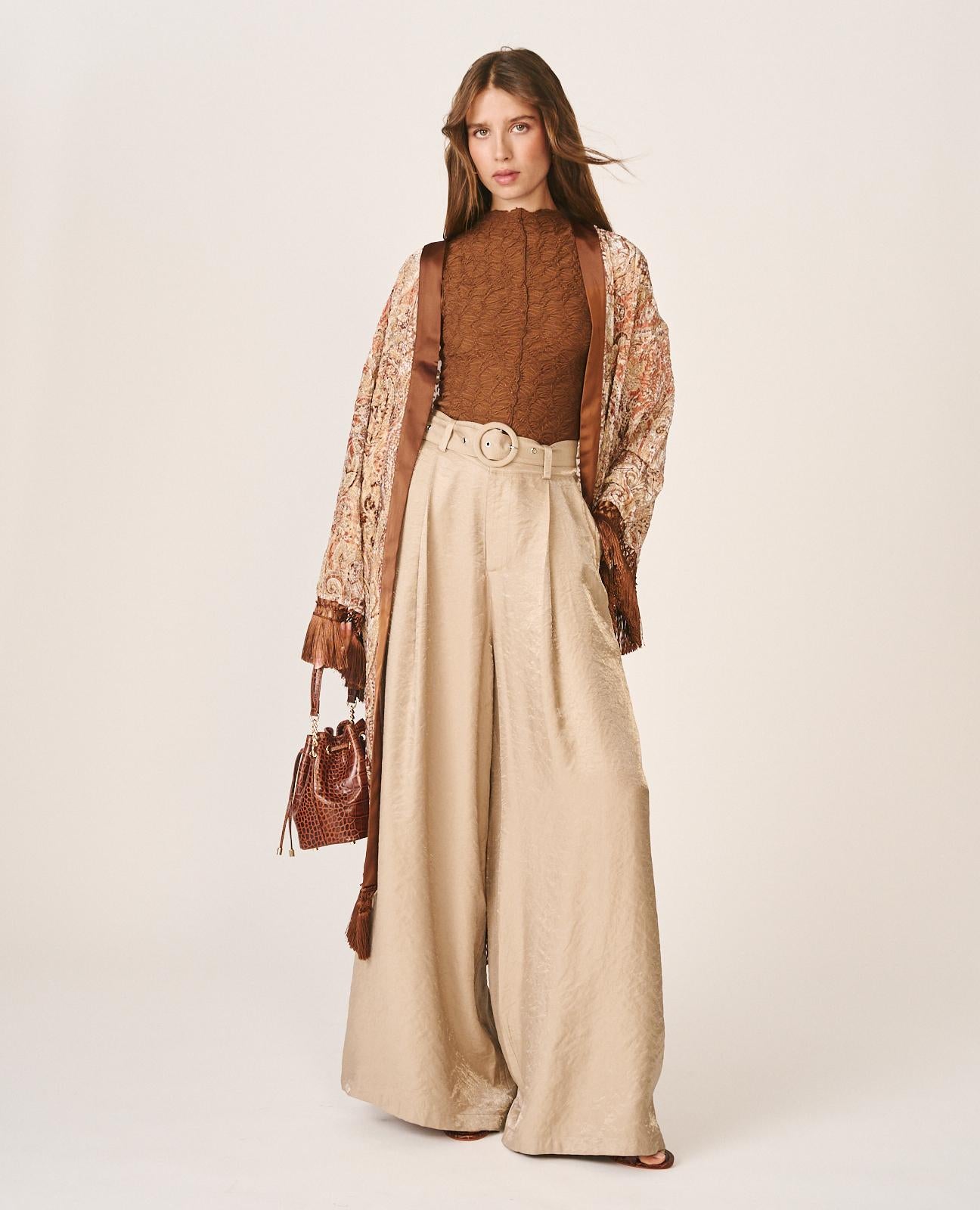 alma-en-pena-paisley-caftan-braun-damen-kimono-mantel-devor-samt-mit-fransen image 4