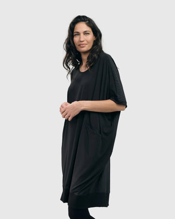 alembika-tekbika-oversized-bliss-kleid-pinstripe image 3