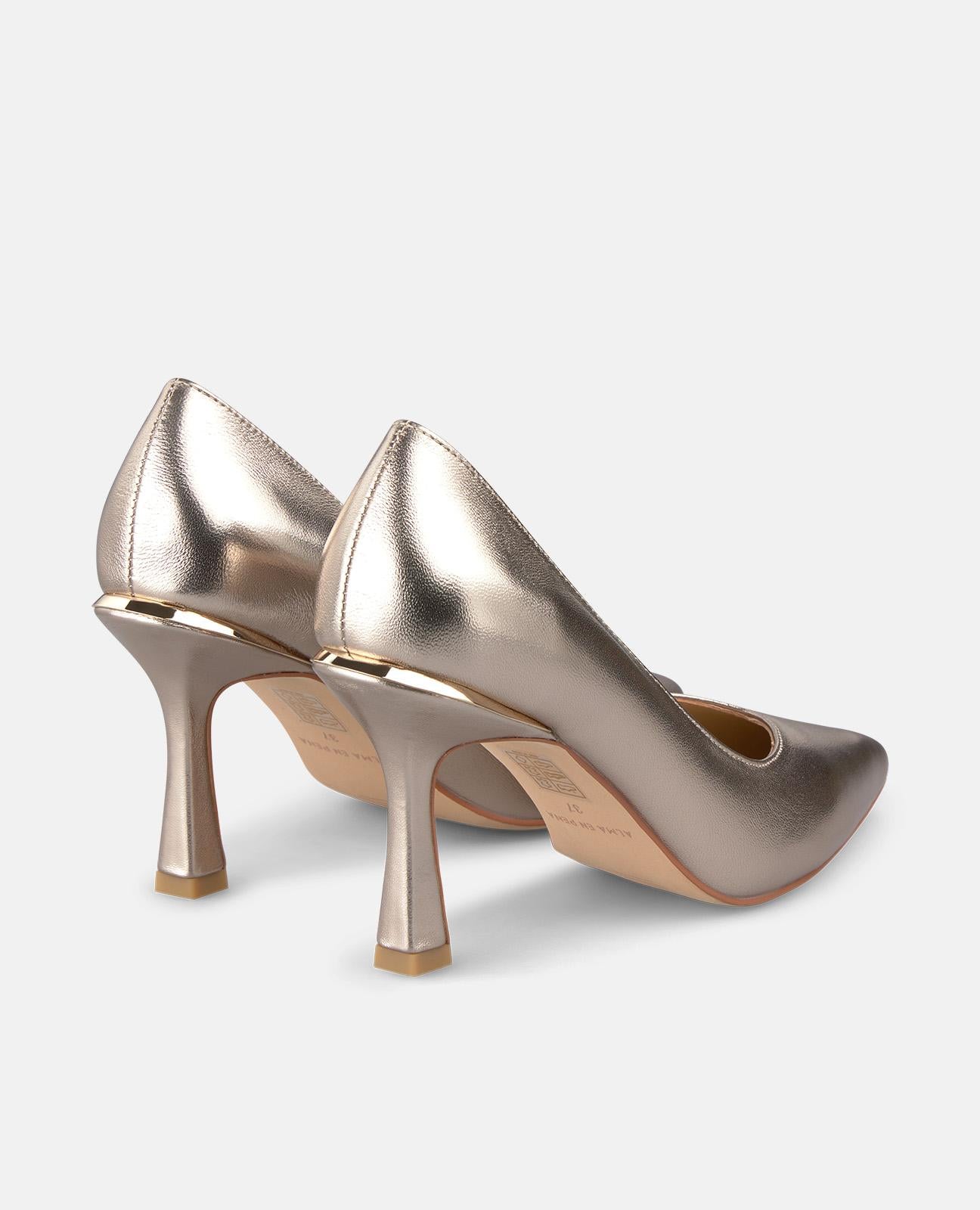 alma-en-pena-stiletto-pumps-spitz-bronze-9-cm image 3