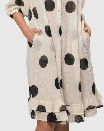 alembika-moon-dot-babydoll-kleid-crinkle-chiffon-creme-schwarz image 5