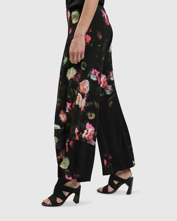 alembika-drinks-on-me-punto-hose-floral-damen image 8