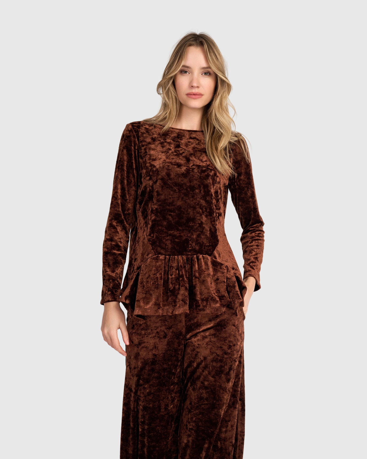 alembika-addison-top-at835m-crushed-velvet-top-in-maple image 3
