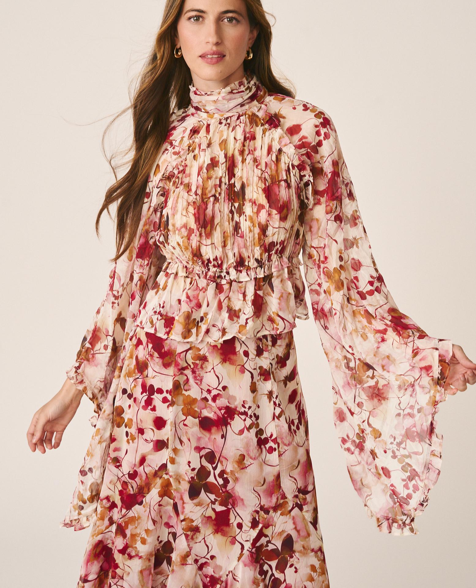 alma-en-pena-floral-pleated-blouse-chiffonbluse-rosa-blumen-plissee image 4