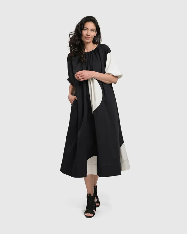alembika-debbie-muumuu-kleid-mono image 1