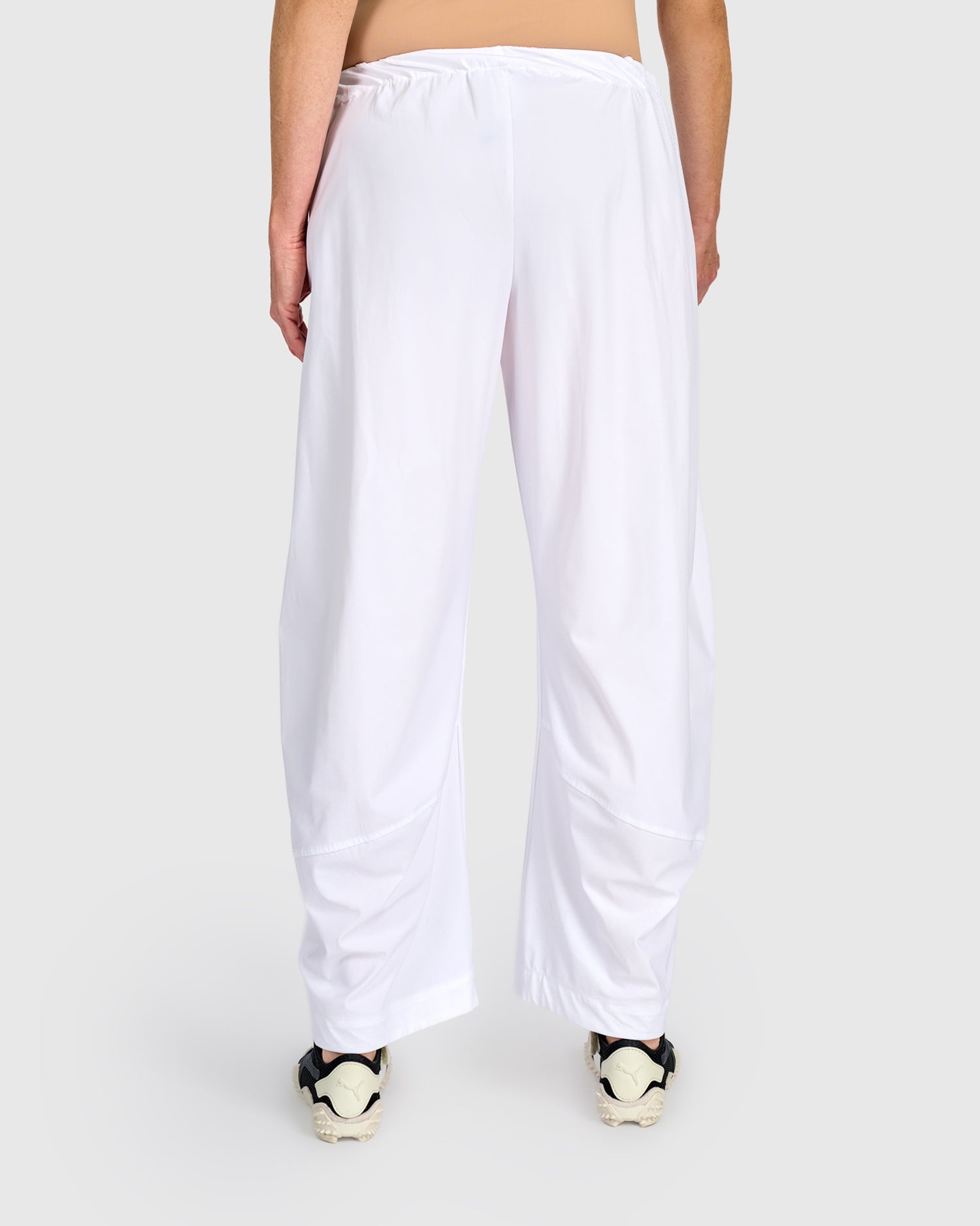 alembika-essential-tekbika-slim-barrel-pants-hose-wei image 5