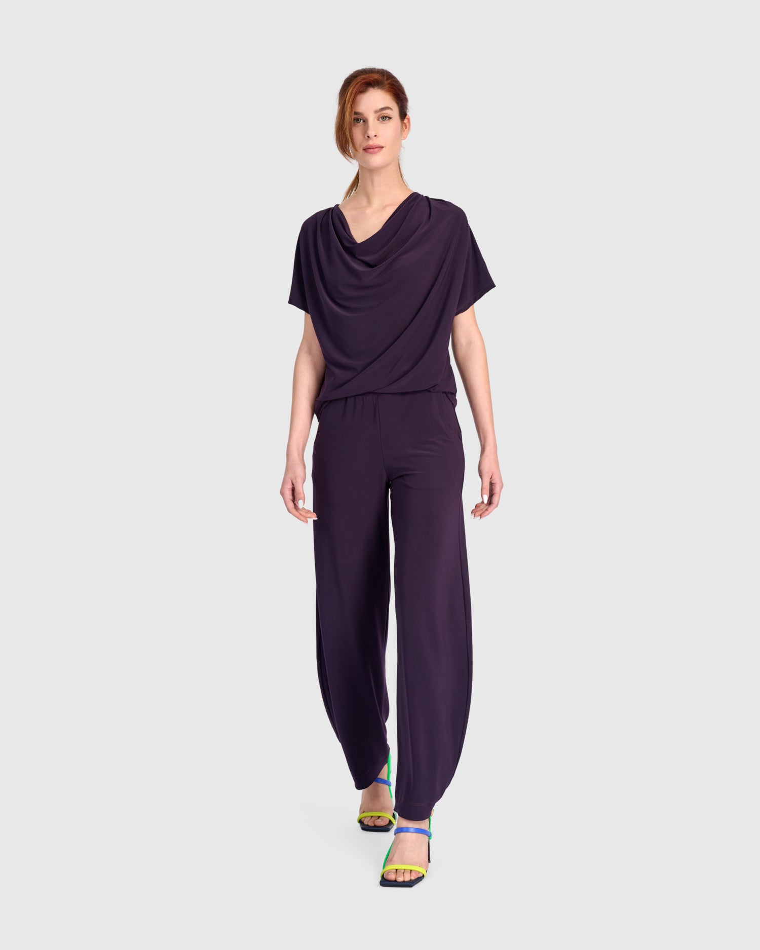 alembika-fluid-slinky-cowl-top-pflaume-cowlneck-shirt-et145p image 3