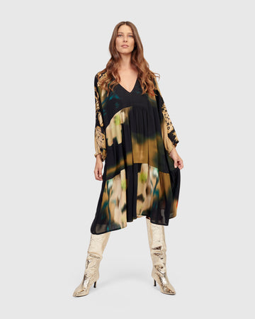 alembika-matador-entspanntes-kleid-floral image 3