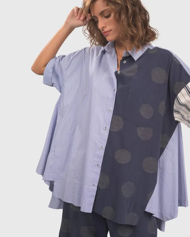 alembika-tao-trapeze-bluse-navy-mit-knopfleiste image 1