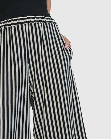 alembika-urban-stripes-lantern-pants-black-hose image 3