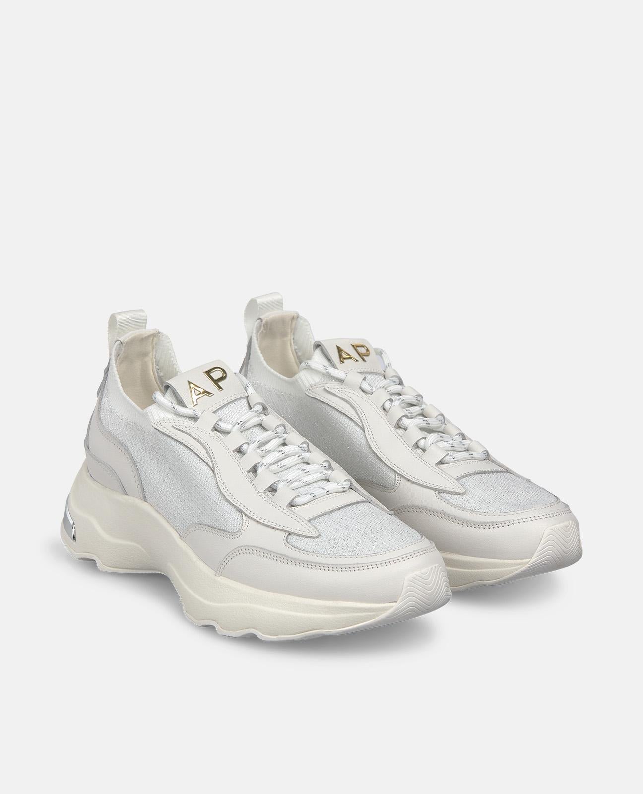 alma-en-pena-sneaker-mit-metallic-finish-wei-e-plateau-sportschuhe image 2