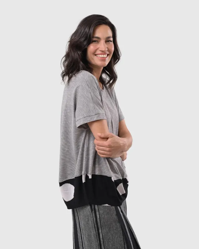 alembika-heather-blouson-tee-schwarz-kurzarm-top image 1