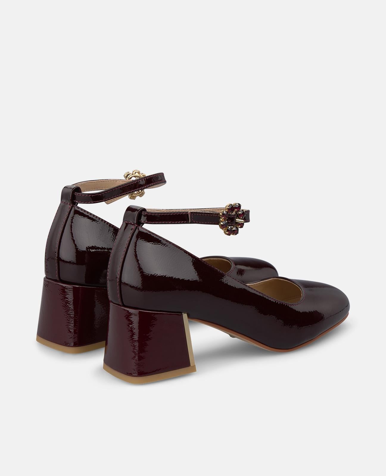 alma-en-pena-lack-pumps-bordeaux-5-5-cm-blockabsatz image 3