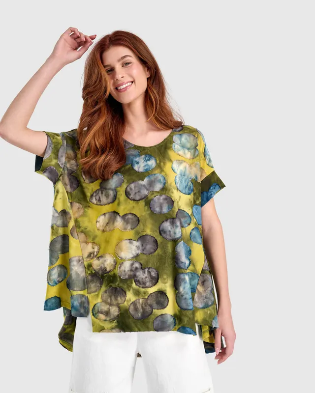 alembika-sun-soaked-trapeze-top-gold-ocean-dots-burnout-shirt image 1