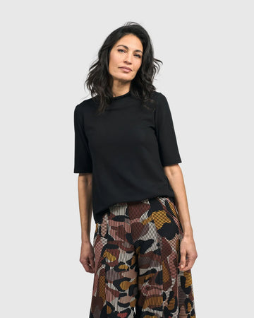 alembika-essential-crew-tee-damen-shirt-schwarz image 2