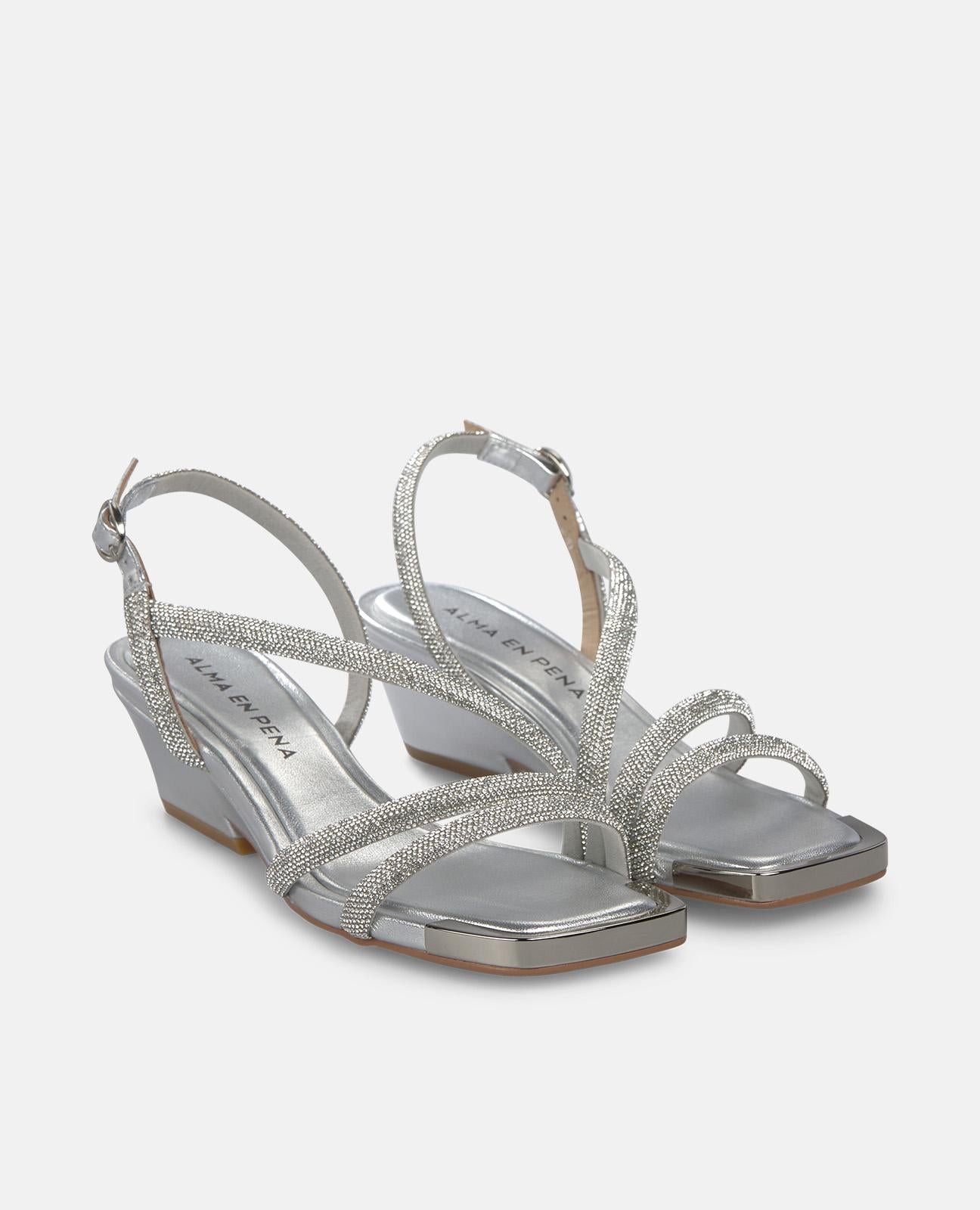 alma-en-pena-riemen-sandalette-silber-6-cm image 2
