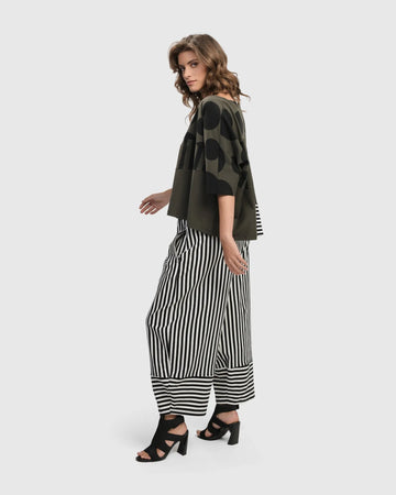 alembika-urban-chihiro-boxy-tee-khaki-damen-shirt image 5