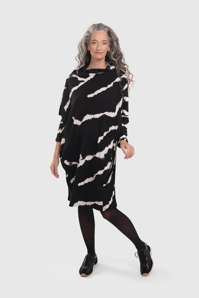 alembika-urban-marble-cocoon-kleid image 1