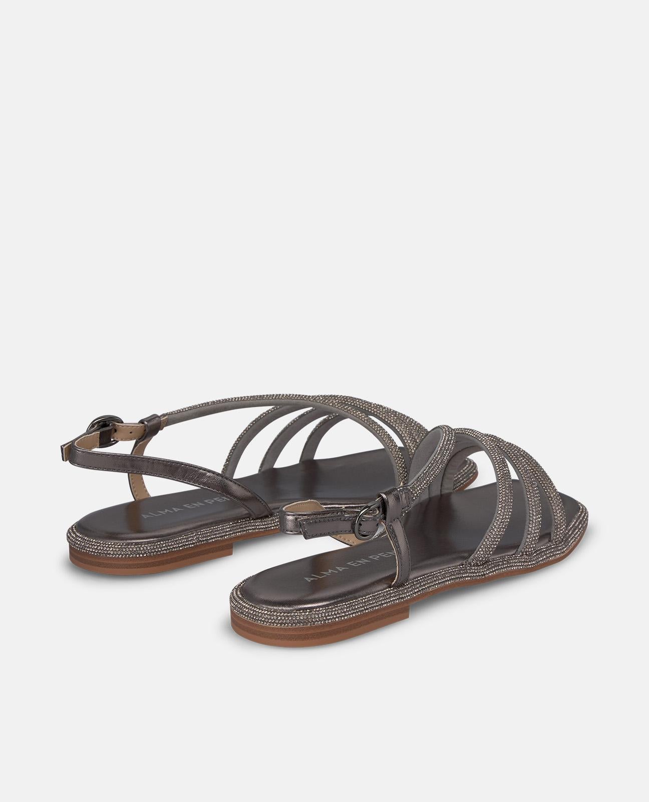 alma-en-pena-flatsandalen-mit-riemchen-silber-flach-schnalle image 3