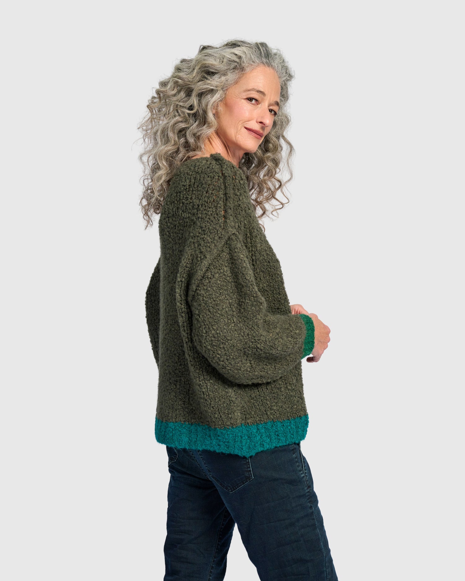 alembika-riff-boucle-pullover-pine image 4