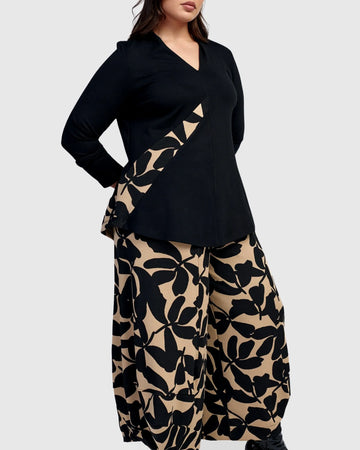 alembika-harley-v-neck-top-blackout image 2