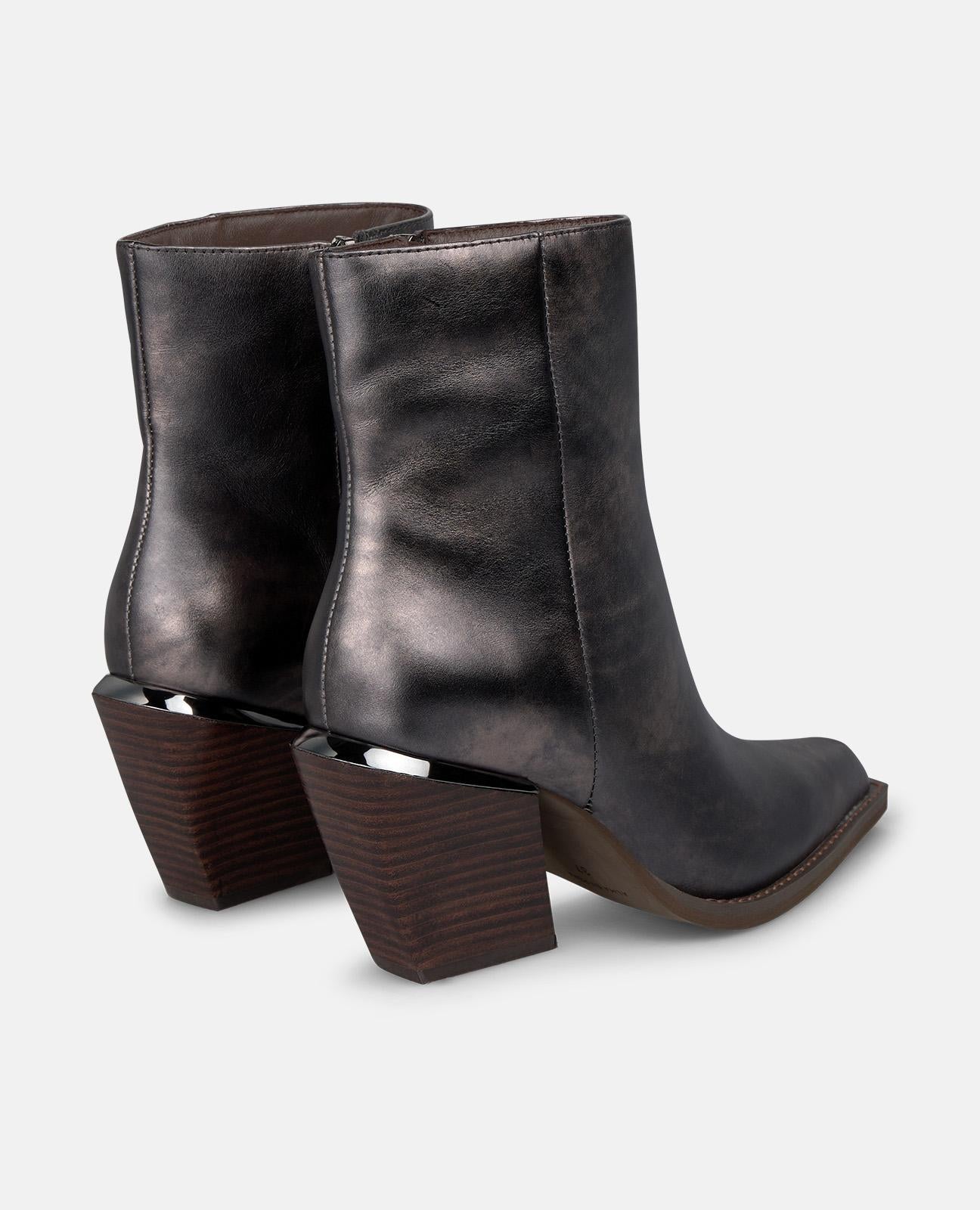 alma-en-pena-metallic-leder-stiefeletten-silber-8-cm image 3