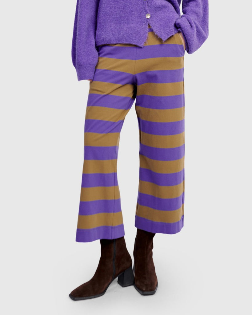 alembika-urban-retrofit-cropped-pants-purple-7-8-hose image 1