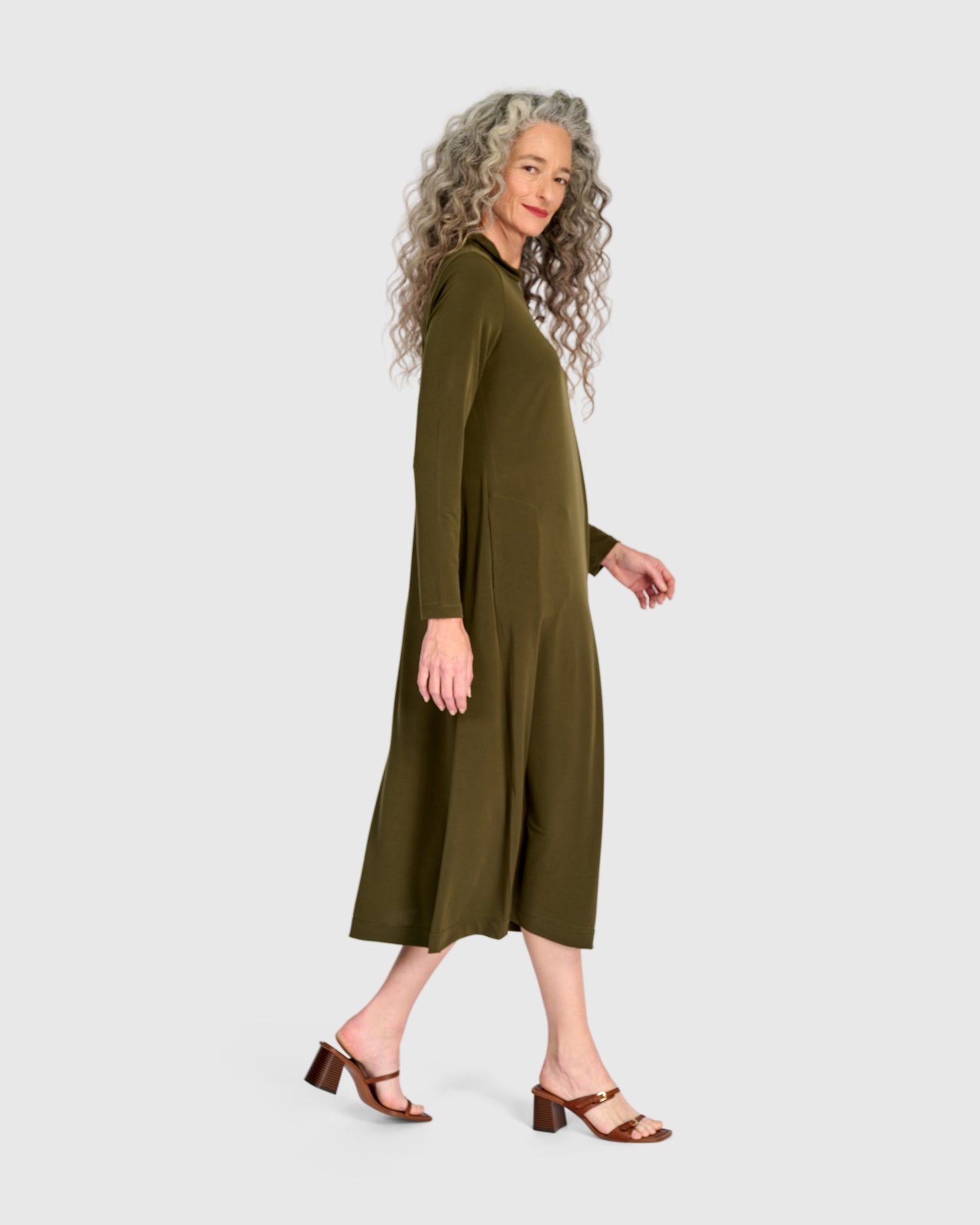 alembika-essential-slinky-a-linien-kleid-maxi-khaki image 4