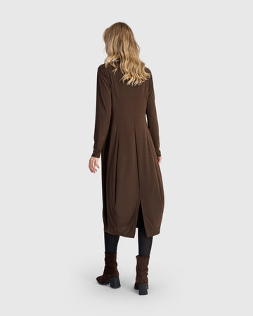 alembika-essential-slinky-cocoon-dress-sepia-midi-kleid image 6