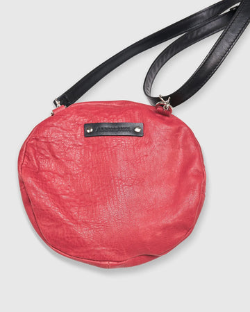 alembika-circle-canteen-bag-vermillion-runde-umh-ngetasche-aus-echtleder image 4