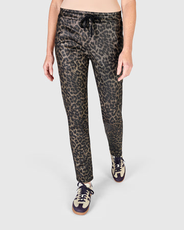 alembika-animal-iconic-stretch-jeans-damen-braun-leopard image 5