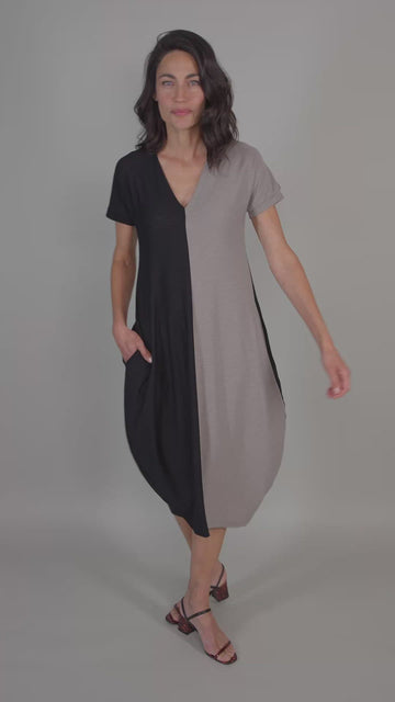 alembika-duo-mini-rib-cocoon-kleid-multi image 3