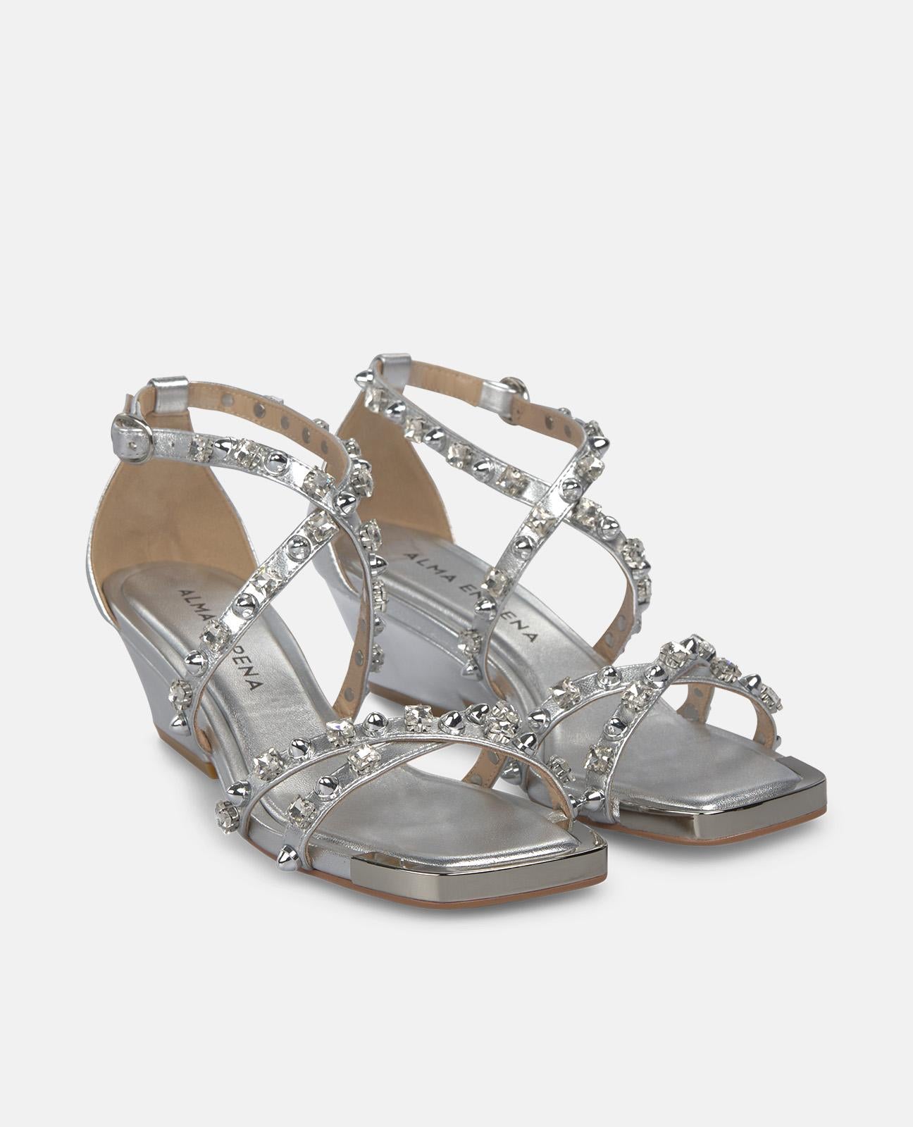 alma-en-pena-riemchen-sandalen-mit-strass-kn-chelschnalle-blockabsatz-6-cm-silbe image 2
